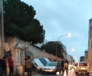 https://www.tp24.it/immagini_articoli/13-12-2019/1576256872-0-incidenti-giorno-santa-lucia-caotica-strade-marsala.jpg