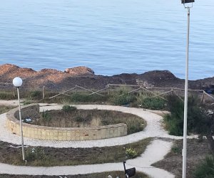 https://www.tp24.it/immagini_articoli/14-07-2020/1594733903-0-marsala-rifiuti-disseminati-al-parco-del-lungomare-maltese-nbsp.jpg