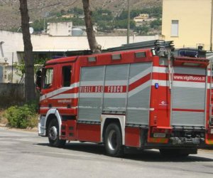 https://www.tp24.it/immagini_articoli/14-12-2019/1576319172-0-maltempo-vigili-fuoco-ancora-azione-provincia-trapani.jpg