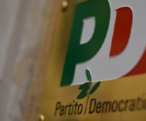 https://www.tp24.it/immagini_articoli/16-01-2018/1516124578-0-politiche-sicilia-prese-candidature-partito-rischio-esplosione.jpg