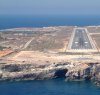 https://www.tp24.it/immagini_articoli/16-12-2015/1450260341-0-aeroporto-di-pantelleria-perdono-il-lavoro-le-guardie-giurate.jpg