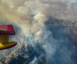 https://www.tp24.it/immagini_articoli/17-07-2017/1500313656-0-incendi-trapani-enna-lelicottero-lotta-fiamme-linferno.jpg