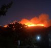https://www.tp24.it/immagini_articoli/17-08-2022/1660764478-0-fiamme-anche-a-pantelleria-case-evacuate-e-turisti-in-fuga-la-situazione-nbsp.jpg