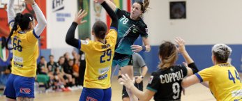 https://www.tp24.it/immagini_articoli/17-12-2021/1639734169-0-pallamano-serie-a-sabato-l-handball-erice-affrontera-la-jomi-salerno-nbsp.jpg