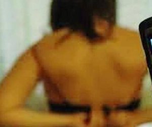 https://www.tp24.it/immagini_articoli/18-04-2018/1524032060-0-liceali-sospesi-video-compagna-nuda-chat-prof-bullizzato-dallalunno.jpg