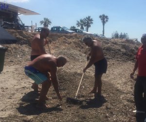 https://www.tp24.it/immagini_articoli/18-07-2017/1500391147-0-spiagge-sporche-marsala-fortino-bagnanti-fanno-pulire.jpg