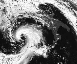 https://www.tp24.it/immagini_articoli/18-09-2018/1537276239-0-allerta-meteo-marsala-trapani-provincia-possibile-uragano-mediterraneo.jpg
