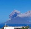 https://www.tp24.it/immagini_articoli/19-05-2021/1621432780-0-nuova-forte-eruzione-allo-stromboli-lava-anche-sull-etna-nbsp.jpg