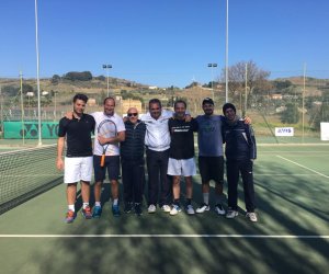 https://www.tp24.it/immagini_articoli/20-02-2017/1487600540-0-tennis-il-ct-alicia-di-salemi-promosso-al-campionato-a-squadre-di-serie-c.jpg