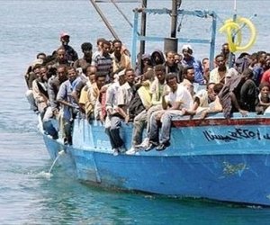 https://www.tp24.it/immagini_articoli/21-08-2019/1566338934-0-immigrazione-reati-criminali-sono-irregolari-arriva-barconi.jpg