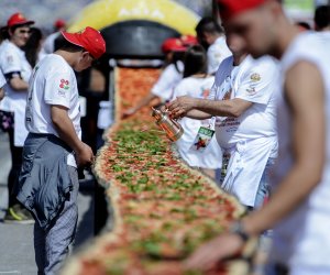 https://www.tp24.it/immagini_articoli/21-09-2017/1505988699-0-castelvetrano-campionato-nazionale-pizza-evento-aiutare-lairtum.jpg