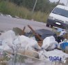 https://www.tp24.it/immagini_articoli/22-05-2019/1558501031-0-trapani-altre-immagini-incivili-buttano-rifiuti-strada.jpg