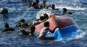 https://www.tp24.it/immagini_articoli/23-03-2023/1679554632-0-nuova-tragedia-nel-mediterraneo-centrale-nbsp-naufraga-nbsp-barca-con-38-persone-a-bordo.jpg