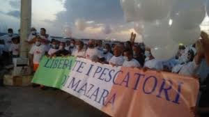 https://www.tp24.it/immagini_articoli/24-10-2020/1603532280-0-dalla-regione-100-mila-euro-alle-famiglie-dei-pescatori-di-mazara-fermati-nbsp-in-libia.jpg