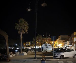 https://www.tp24.it/immagini_articoli/25-01-2022/1643137616-0-il-lungomare-di-pantelleria-e-al-buio-il-pd-ripristinare-l-illuminazione-con-urgenza.jpg
