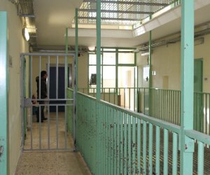 https://www.tp24.it/immagini_articoli/25-09-2016/1474790687-0-carenza-di-personale-al-carcere-di-trapani-i-sindacati-non-bastano-25-unita-in-piu.jpg