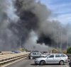 https://www.tp24.it/immagini_articoli/25-09-2022/1664120996-0-domenica-di-incendi-in-sicilia-traffico-bloccato-sull-autostrada-a29-a-carini.jpg