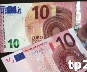 https://www.tp24.it/immagini_articoli/25-10-2017/1508922030-0-alcamo-stampano-banconote-dieci-euro-falsefatte-casa.jpg