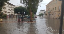 https://www.tp24.it/immagini_articoli/26-09-2022/1664171200-0-pioggia-intensa-nbsp-trapani-allagata-nbsp-scuole-chiuse-nbsp.jpg