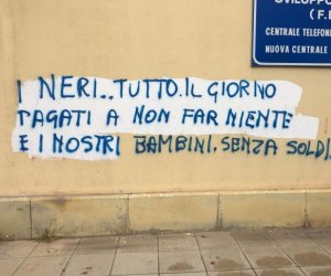 https://www.tp24.it/immagini_articoli/26-12-2018/1545805597-0-razzismo-diventato-normalita-italia.jpg