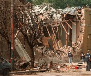 https://www.tp24.it/immagini_articoli/27-07-2018/1532700176-0-luglio-19932018-anni-scoppio-bombe-roma-milano.jpg