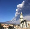 https://www.tp24.it/immagini_articoli/27-12-2018/1545933079-0-etna-eruzione-video-fumo-vulcano.jpg