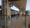 https://www.tp24.it/immagini_articoli/28-09-2023/1695918328-0-trapani-il-treno-in-partenza-alle-nbsp-16-dopo-nbsp-un-ora-ancora-fermo-in-stazione.jpg