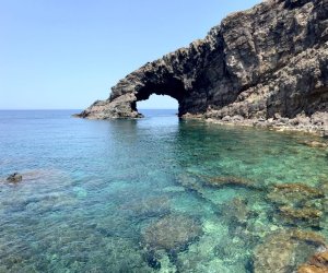 https://www.tp24.it/immagini_articoli/30-08-2017/1504045937-0-scrive-angelo-pantelleria-sulle-elezioni-isole-minori-pensa.jpg