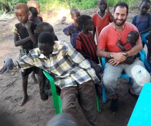 https://www.tp24.it/immagini_articoli/30-12-2020/1609349189-0-marsala-gara-solidale-per-asili-di-strada-il-progetto-di-padre-mario-pellegrino-in-sud-sudan.jpg
